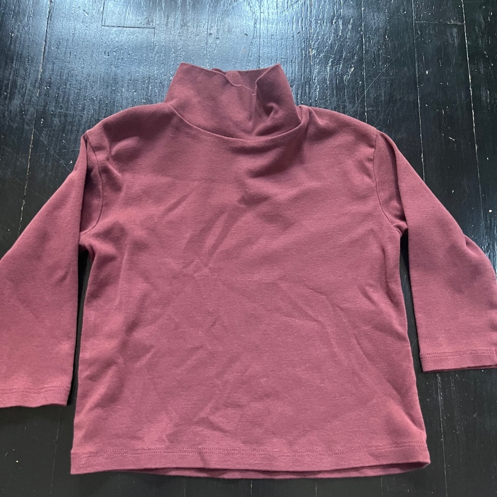 Turtle neck long sleeve